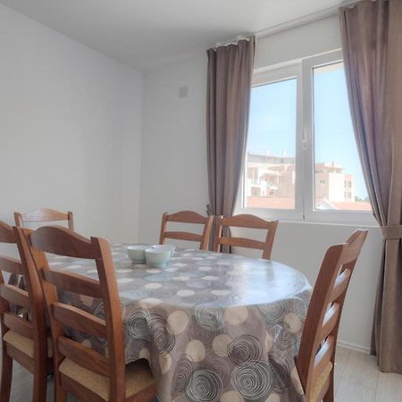 Family Three Bedroom Apartment Brando 부드바 외부 사진